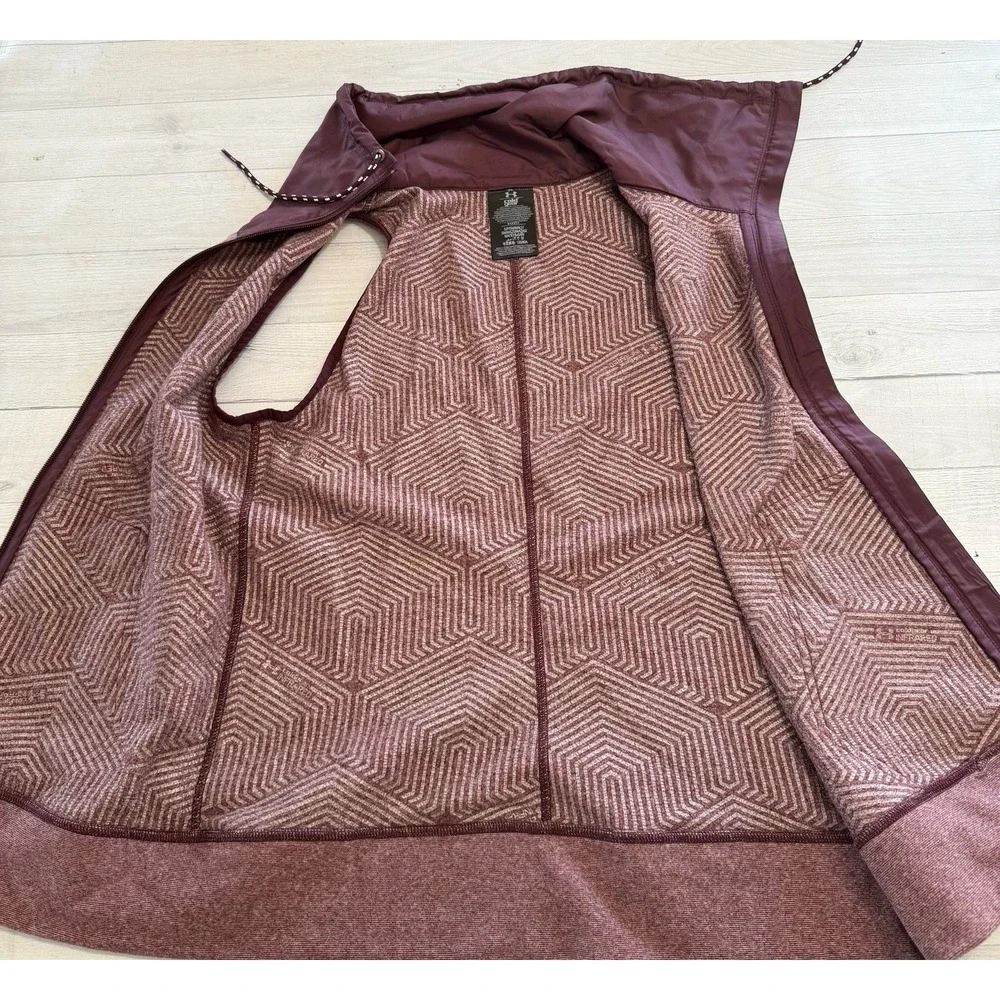 Under armour Cold Gear Women's Full Zip Maroon Athletic Vest‎ Size small